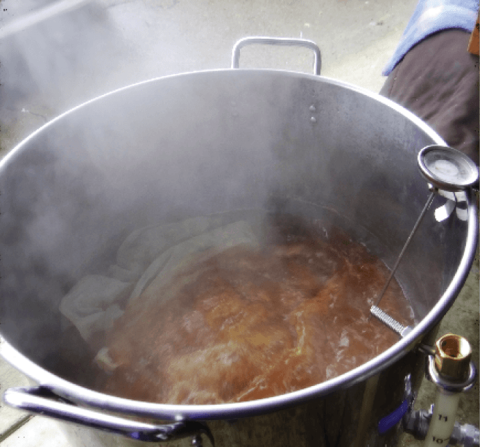 Picture 8: A kettle at a rolling boil